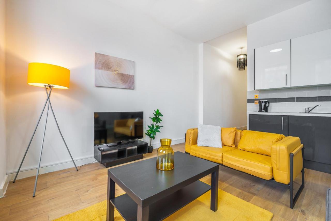 Spacious City Centre Apartment - Sleeps 8 Ліверпуль Екстер'єр фото