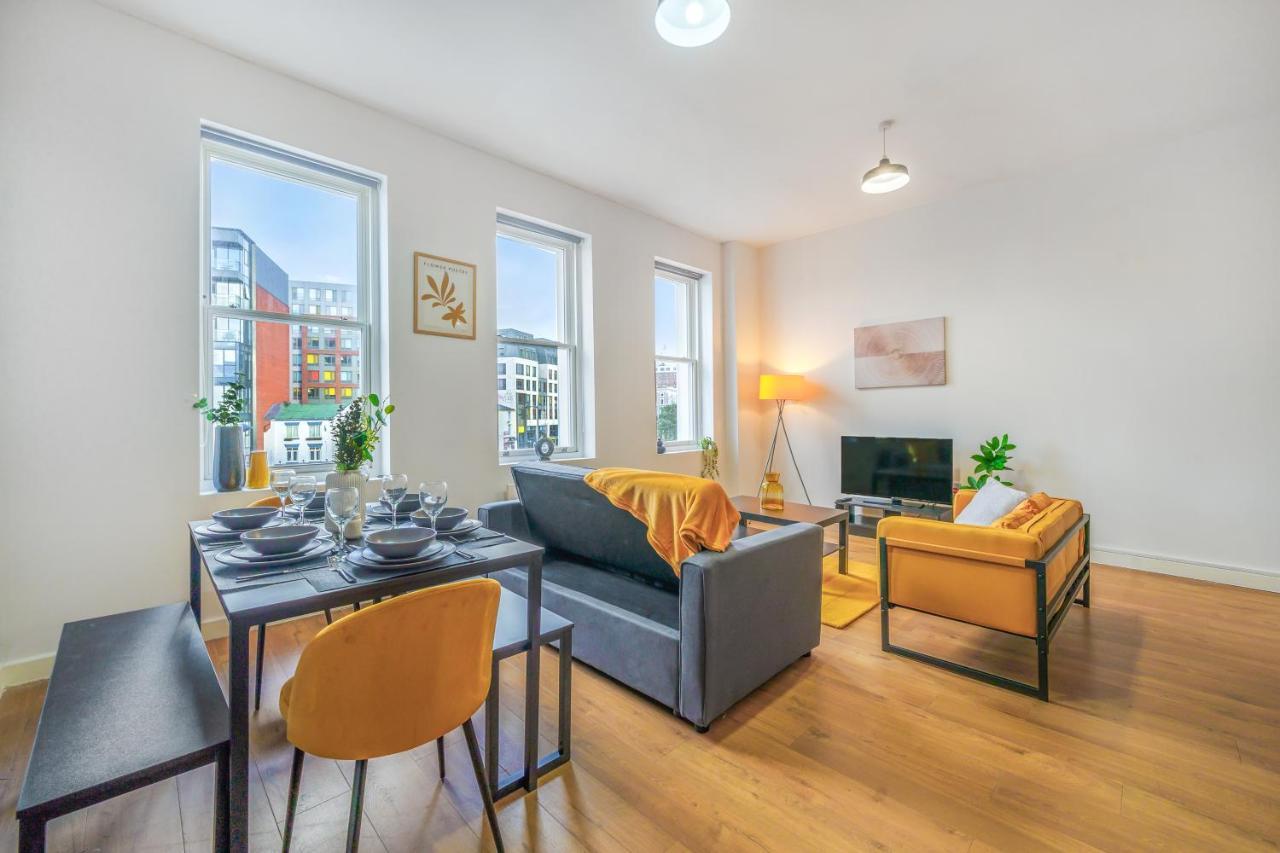 Spacious City Centre Apartment - Sleeps 8 Ліверпуль Екстер'єр фото