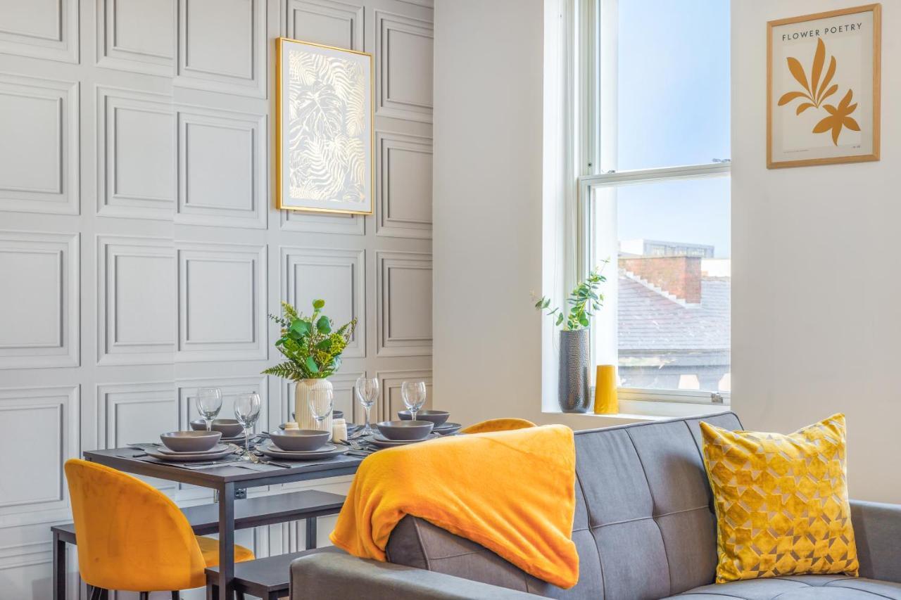 Spacious City Centre Apartment - Sleeps 8 Ліверпуль Екстер'єр фото